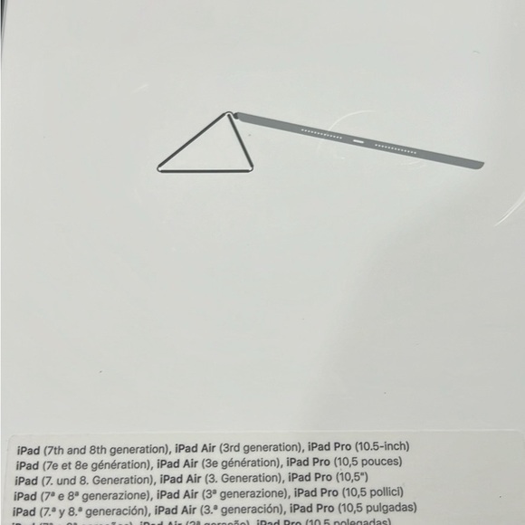 Brand New In Box Apple Smart Folio 10.5” - Picture 3 of 6